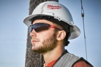 MILWAUKEE CLEAR SAFETY GLASSES