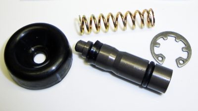 Braktec/AJP Rear Brake Master Cylinder Seal Kit - 9.5mm